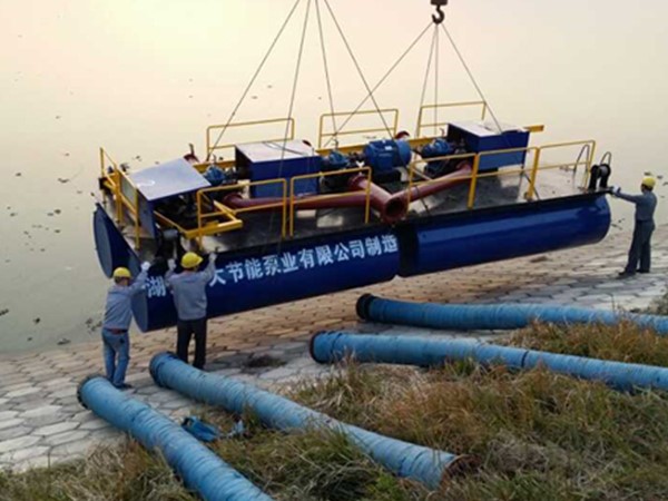 Float type water intake pump station