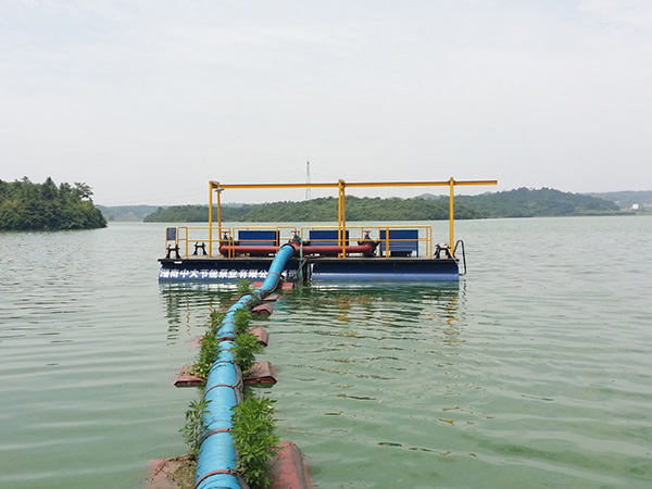 Float type water intake pump station